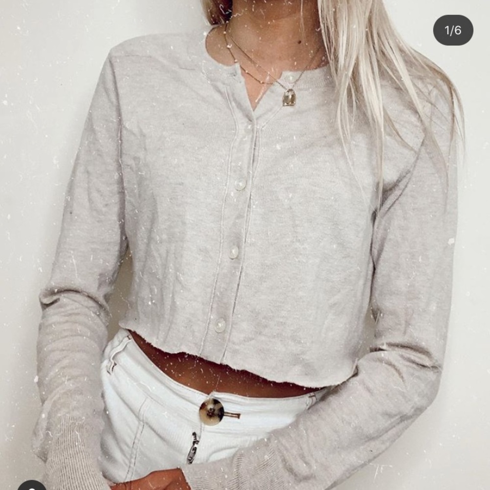 SOLD ON insta @laluna.thread